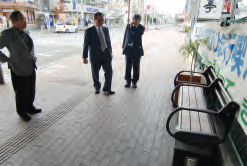 公道上におけるベンチの設置(バス停前)