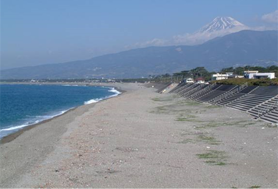 砂浜保全による環境負荷の低減（静岡県富士海岸） 写真