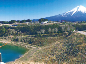 大倉川農地防災ダム ～ 絶景、雄大な富士山に見守られたダム ～