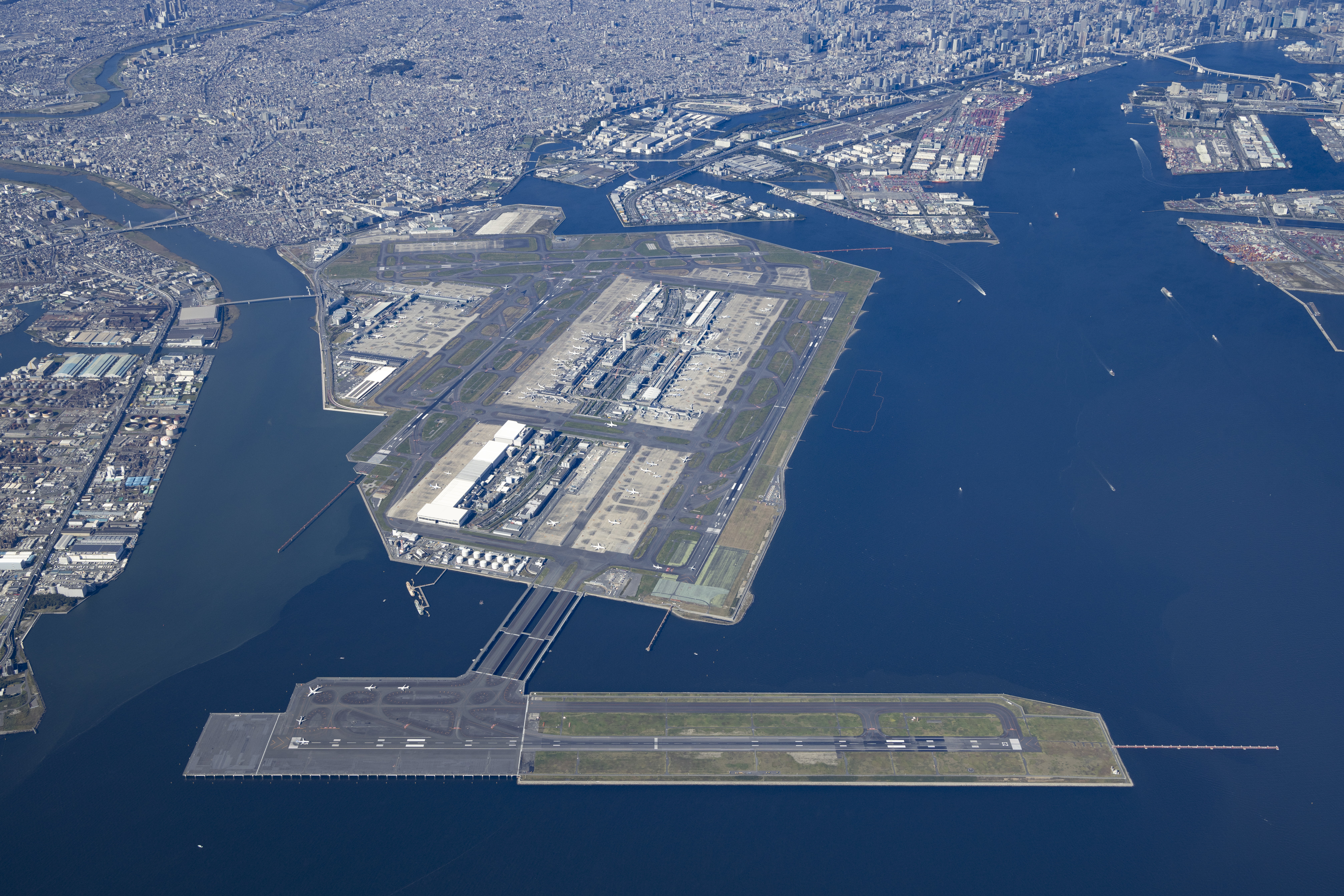 羽田空港全景（令和６年11月撮影）