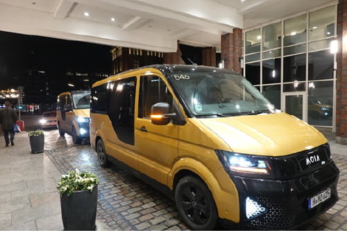 ハンブルグ市内全域を対象に、年間290万人以上を輸送する乗り合いサービスのイメージ画像