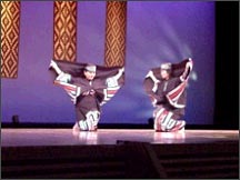 Sarorunchikappurimuse (the Crane Dance) Shiraoi Folk Performing Arts Preservation Society