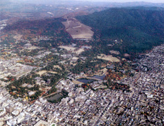 春日山歴史的風土特別保存地区
