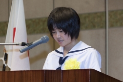内閣総理大臣賞受賞者　片山　裕里加さんによる最優秀作文の披露