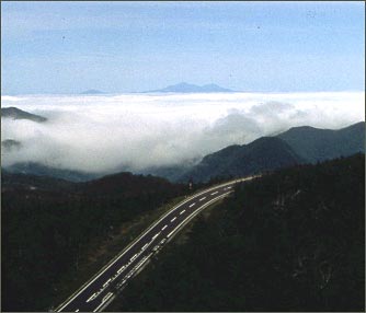 Kunashiri Island overlooked from Shiretoko Peak (Rausu Town)