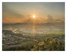 秋田県長根山から見た大館市街地