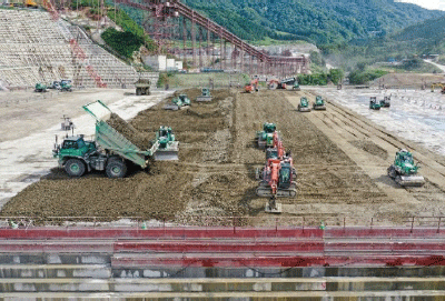 図表Ⅰ-2-1-16　重機による自動施工