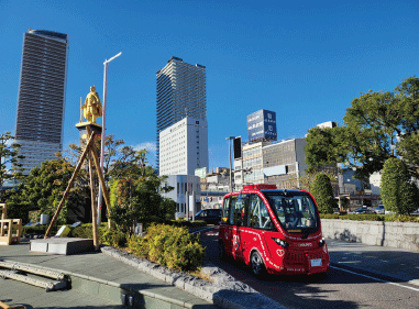 岐阜市中心部を走る自動運転バス