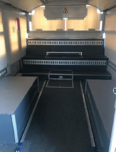 貨客混載バスの貨物積載スペース