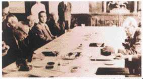 �C�^��Ƃ̏W��i���{�X�D�ƎO�H�C�^�̍����j