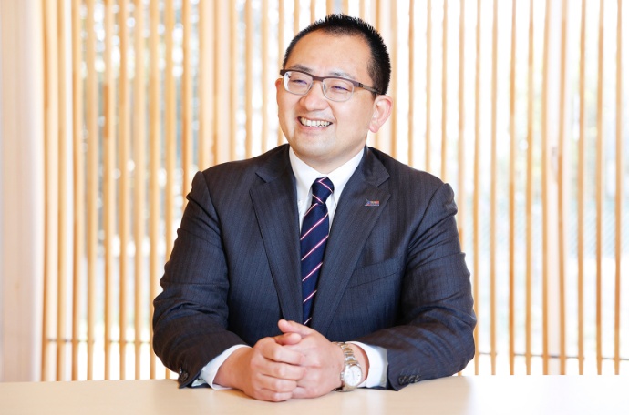 アサヒロジスティクス株式会社　代表取締役社長　横塚 元樹