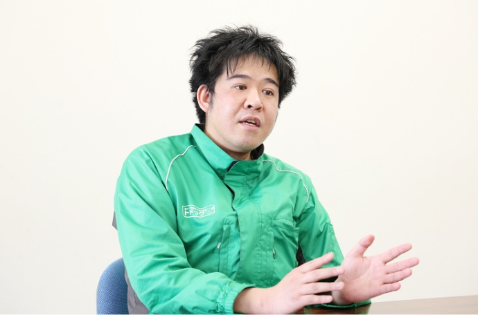 宅配事業本部　運営部長　松岡 将文