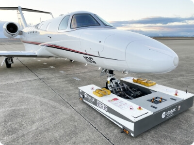 航空機牽引車(電動リモ-トタイプ)