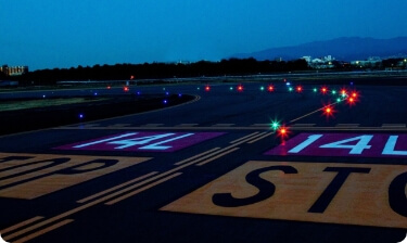 航空灯火・電気技術のシゴト