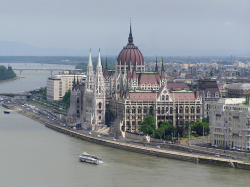 世界の国会議事堂 ハンガリー ブダペスト 国会等の移転ホームページ 国土交通省