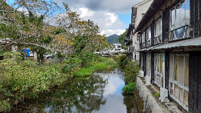 俵山温泉街の風景。