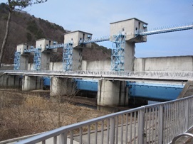 普代水門（岩手県普代村）