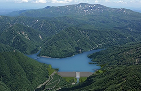 成瀬ダム　～日本最大の「台形CSGダム」建設が見られるのは今だけ～