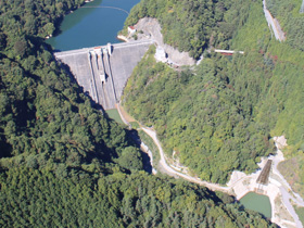 松川ダム～名水と清流に佇むダム～
