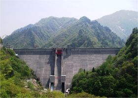 加治川治水ダム ～秘湯への入り口にあるダム～