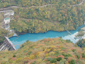 大間ダム ～ユネスコエコパーク「南アルプス」の麓、寸又峡温泉のチンダル湖と夢の吊り橋～