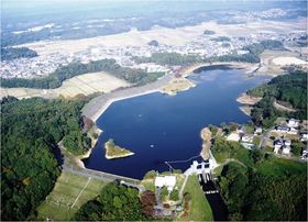 日野川ダム ～日本に唯一のグラベルフィルダム　～