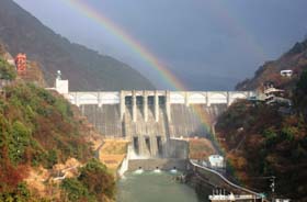 大滝ダム～おおたき龍神湖・・樹と水と人の共生を目指して・・～