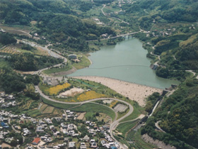 屋代ダム～県内初のロックフィルダム～