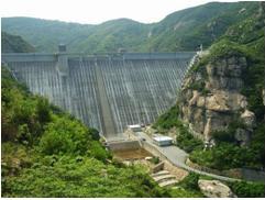 吉田ダム ～四国で初めてＲＣＤ工法が採用されたダム～