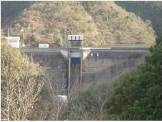 五郷ダム ～四国八十八箇所第66番札所雲辺寺の麓に位置するダム～