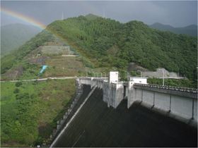 厳木ダム ～静けさの中に風がながれる厳木さよの湖～