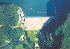 多々良木ダム～関西唯一アスファルトフェーシングのロックフィルダム～