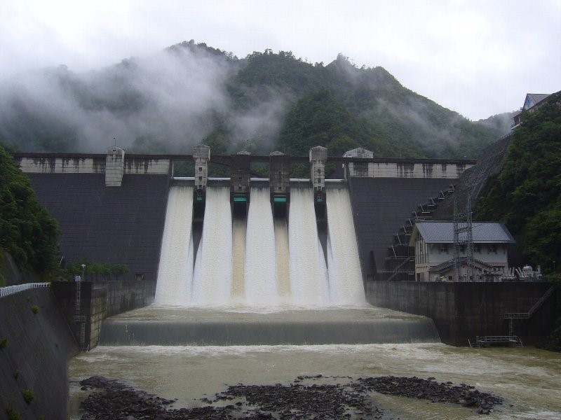 田代八重ダム～綾北川最上流の県境に佇む重力式コンクリートダム～