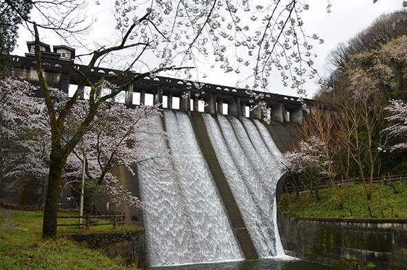 間瀬堰堤（間瀬ダム）～東日本最古の農業用重力式コンクリートダム～