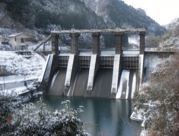 桑野内ダム～蘇陽峡の麓にあって、五ヶ瀬川最上流のダム～