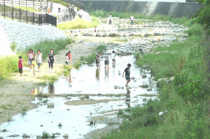 写真:幸町公園　親水空間整備