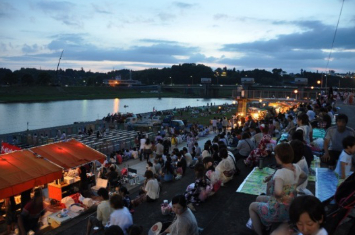 写真:山鹿花火大会