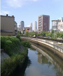 堀川から眺める名古屋駅（愛知県名古屋市）