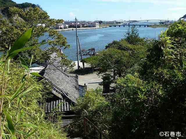 住吉公園(大島神社)から旧北上川を眺める