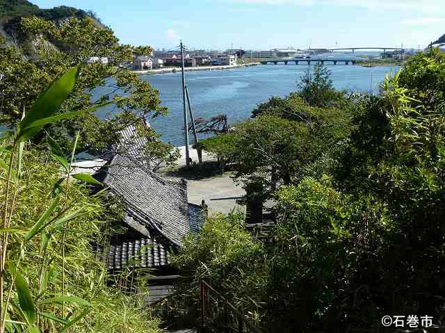 住吉公園（大島神社）から旧北上川を眺める