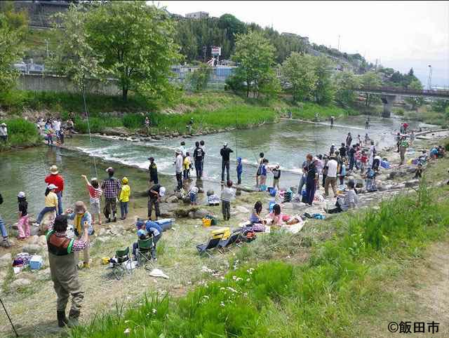 釣り大会開催中の松川