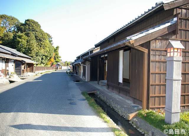 島田宿大井川川越遺跡街道沿いの水路