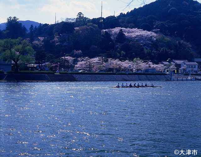 瀬田川と石山寺