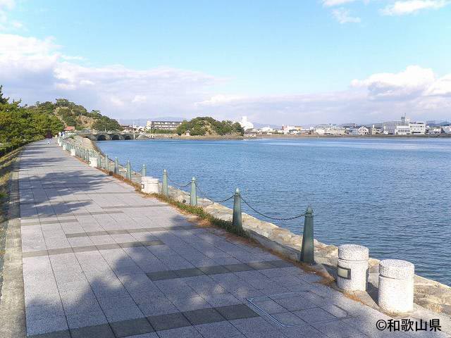 万葉集にも詠まれた和歌浦(和歌川)
