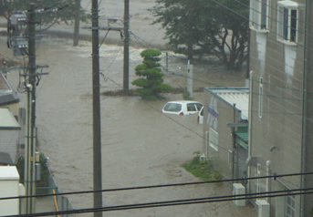米之津川の浸水状況(鹿児島県出水市)