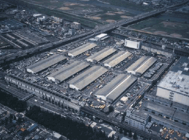Photo image: Freight distribution center