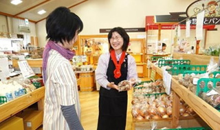 道の駅「竜王かがみの里」「アグリパーク竜王」（滋賀県 竜王町）