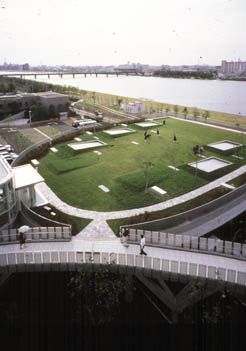 �X���C�h7�F�󒆒뉀