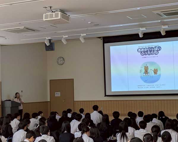 県外の中学生が真備町で研修