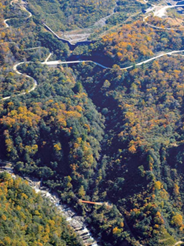 泥谷砂防堰堤群（重要文化財）